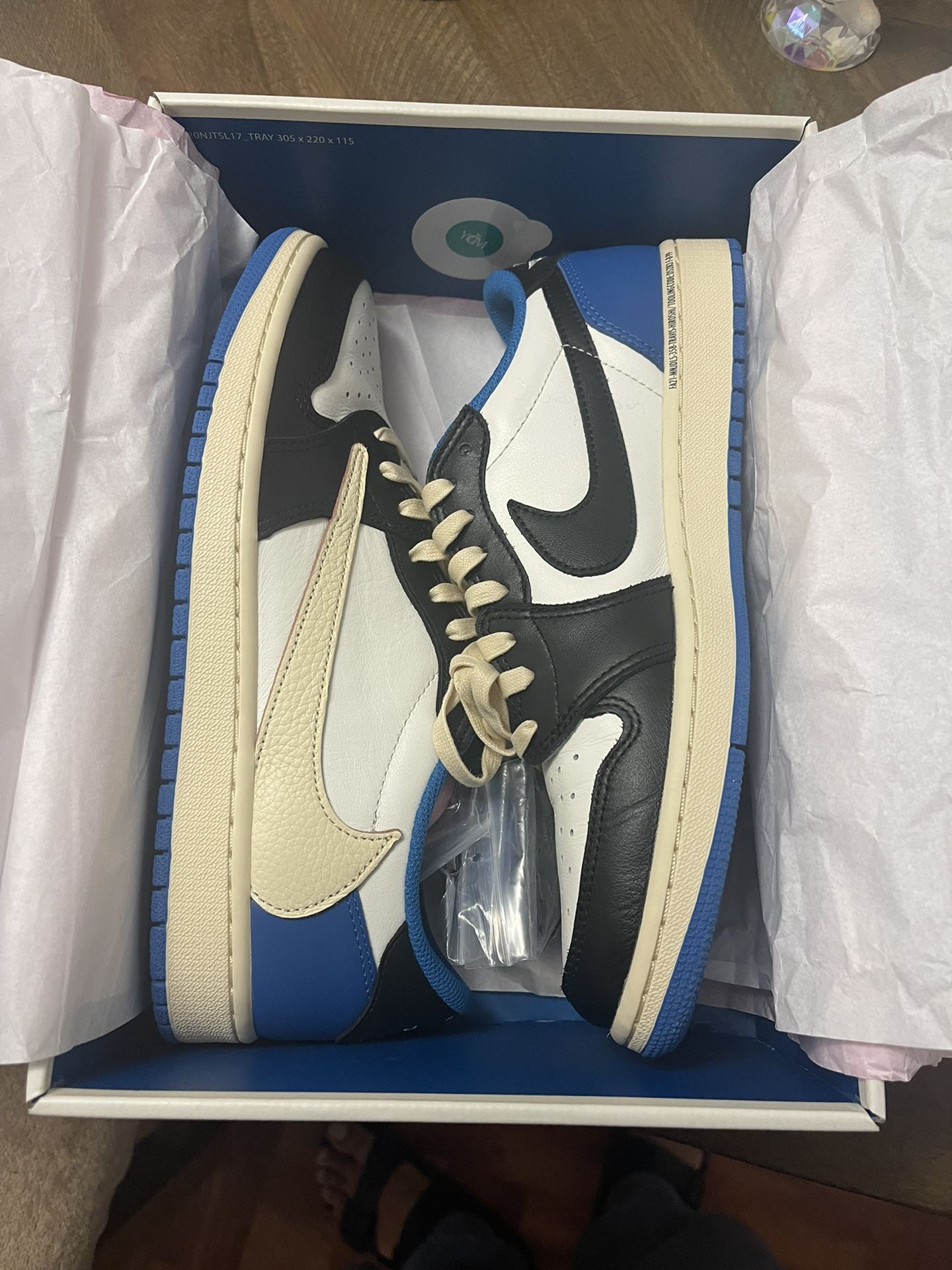 Travis scott low Fragment (Authentication by Legitmark)