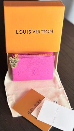 Billetera fucsia