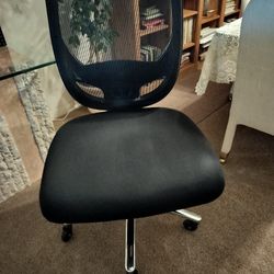 Very Comfortable, Oversized Office Chair, Black Fabric, $165