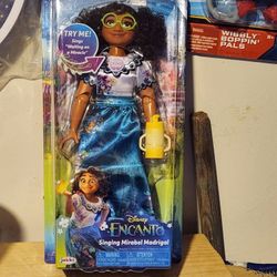 Disney Encanto Doll - Singing Marabel Madrigal