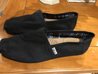 Toms