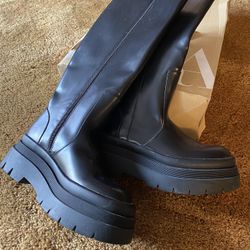 Zara Z1T Black Boots Size 7 1/2