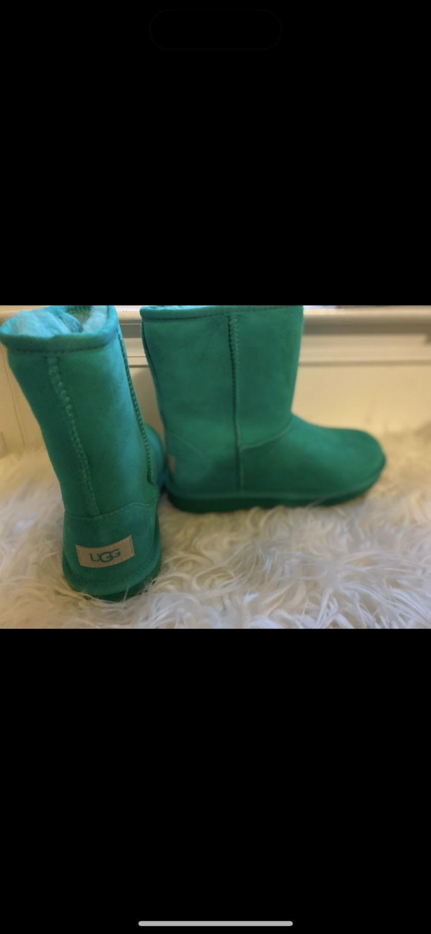 UGG Unisex-Child K Classic Ii Fashion Boot Emerald Green