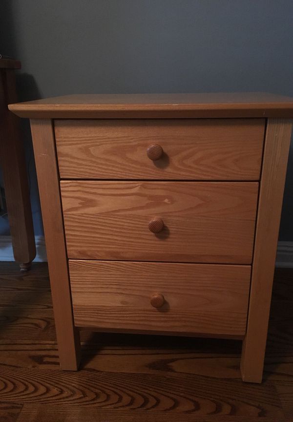 Vermont Tubbs Pine Nightstand For Sale In Boca Raton Fl Offerup