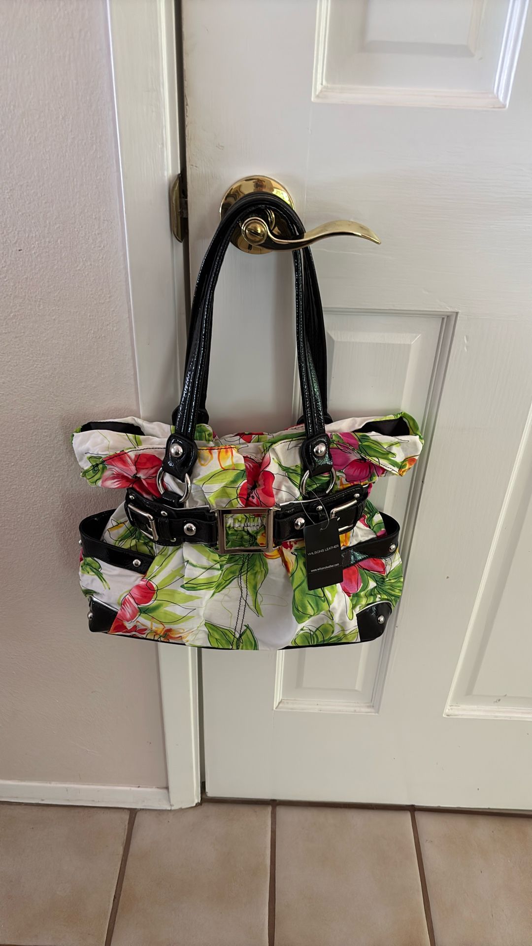Wilson’s Leather Purse