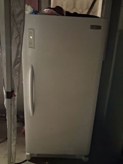 Upright full freezer
