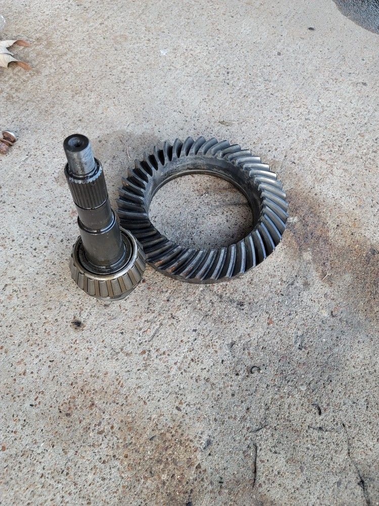 Matching 4.88 Ring And Pinion Gears