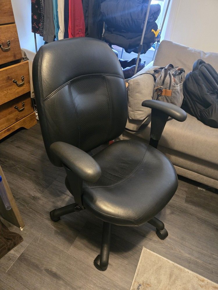 Black Leather Office Chair