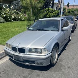 1998 BMW 318i