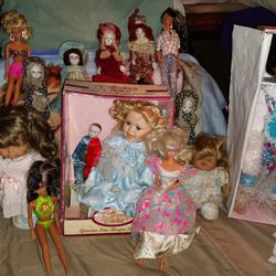 14 Gorgeous Dolls Estate Sale Find , Barbies, Porcelain, Collectable, Annie