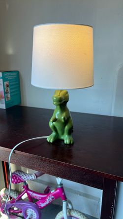 Kids dinosaur lamp