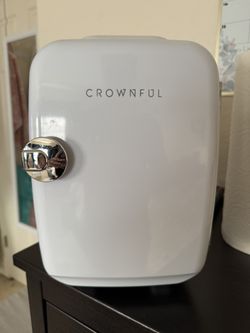 Crownful Mini Fridge 