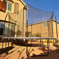 14 Ft Trampoline 
