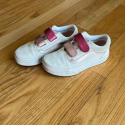 11.5 Girls Vans