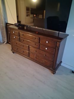 Twin bed frame