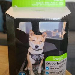 BRAND NEW Bergan Dog Car Harness 