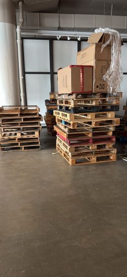 Free pallets