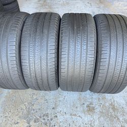 Set Of Four 285/40/23 Pirelli Scorpion Zero With 60-70% Left Land Rover Range Rover •