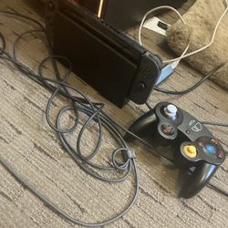 Ni ntendo Switch Bundle + Smash Ultimate + GameCube Controller + Elgato