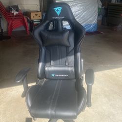 ‏Business Equipment  & Office Supplies 