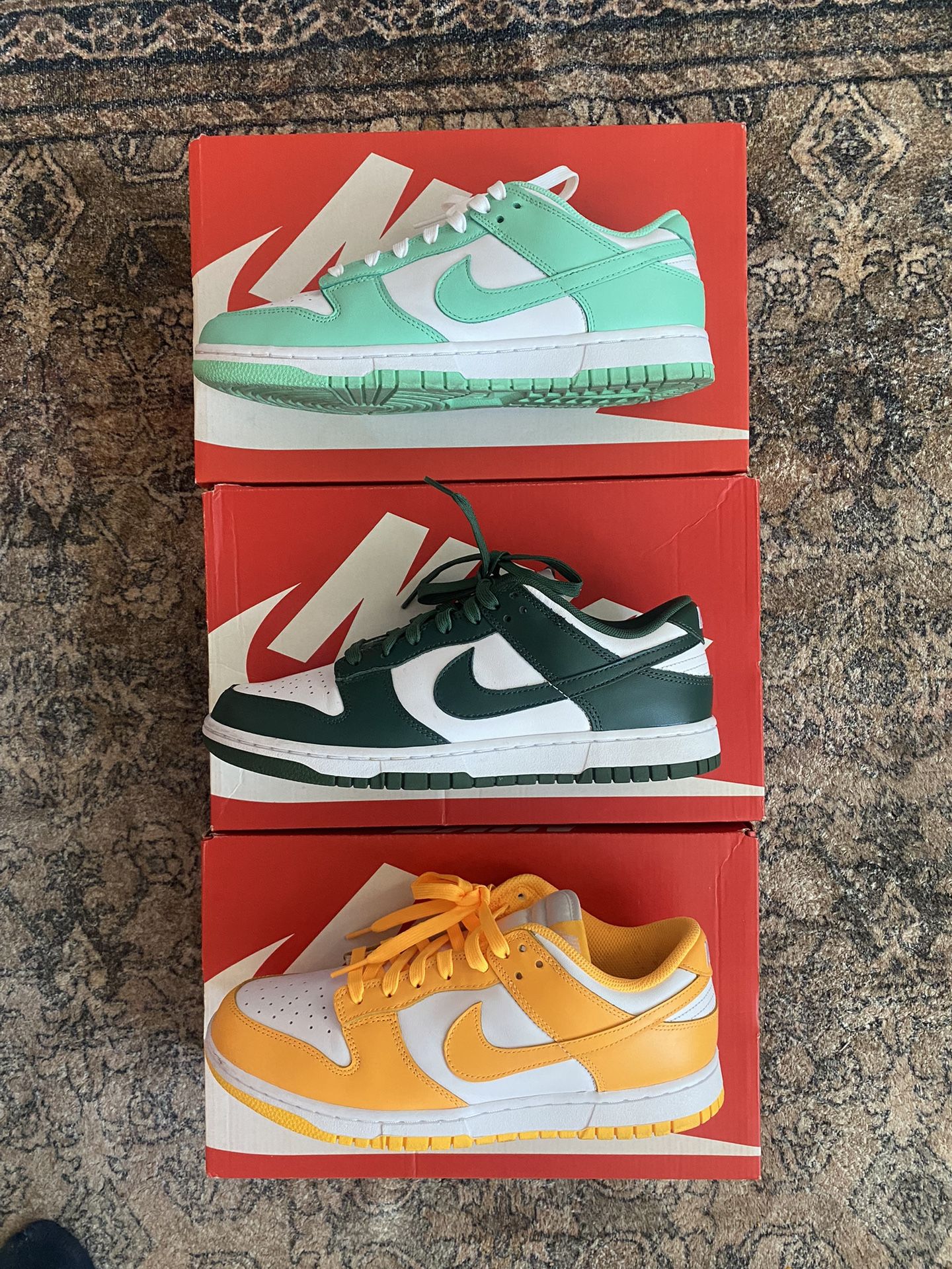 Nike Dunks Size 9M