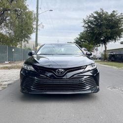 Toyota Camry LE 2020