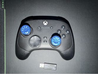 Razer Wolverine V3 Pro Wireless (PC & Xbox)