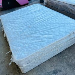 Mattress And Box Spring Sise Queen 
