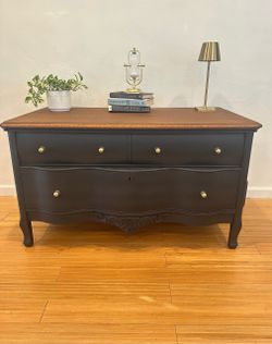 Restored Solid Tiger Oak Dresser – Dark Walnut & Charcoal