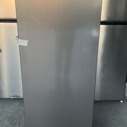 Vissanni Convertible Freezer Or Refrigerator 