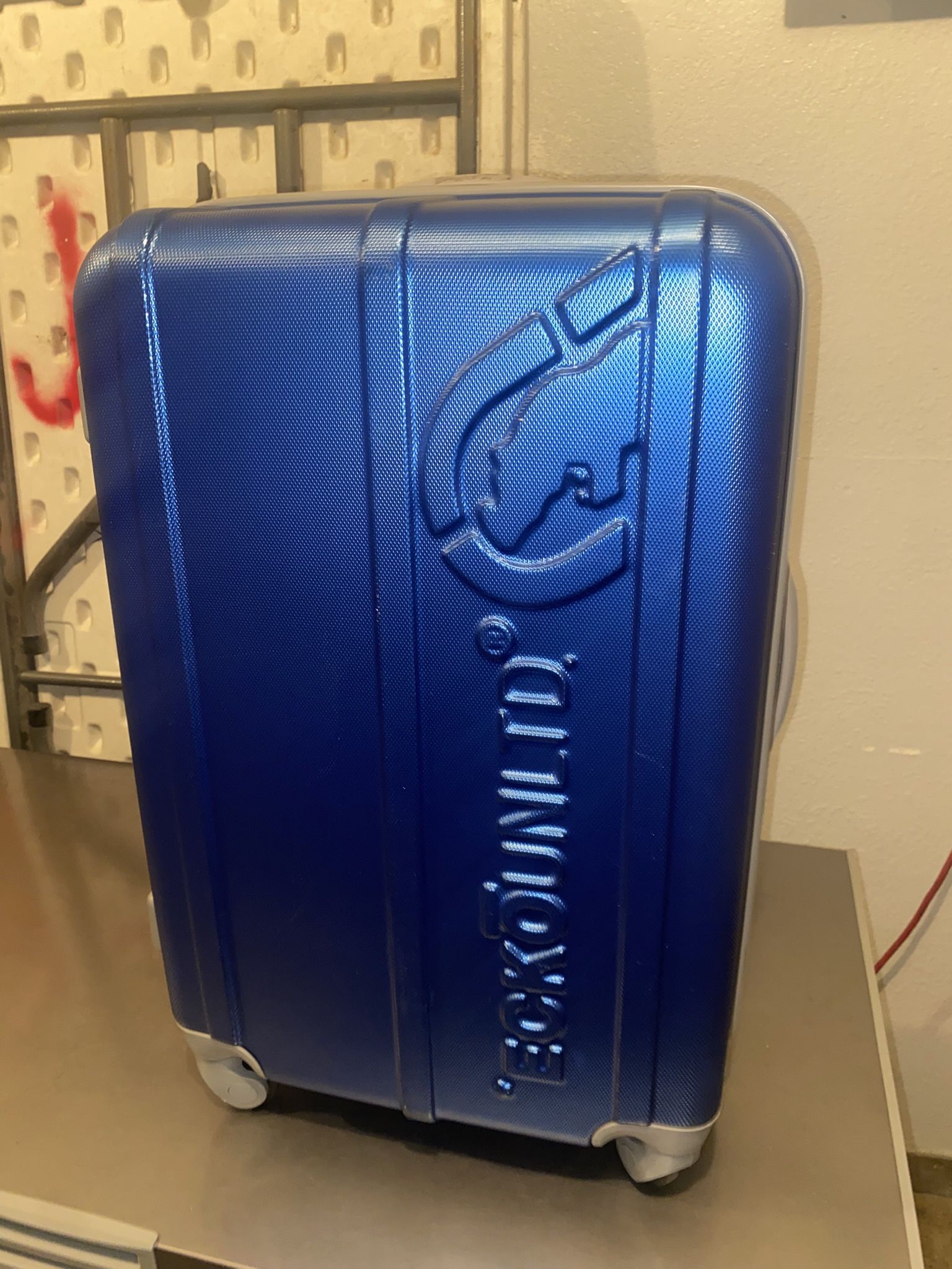 Ecko Brand suitcase With Wheels 