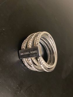 MICHAEL KORS SILVER CRYSTAL RING