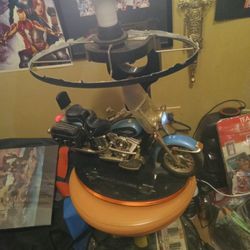 2 Nice Harley Davidson Light And Sounds Lamps(missing shades)