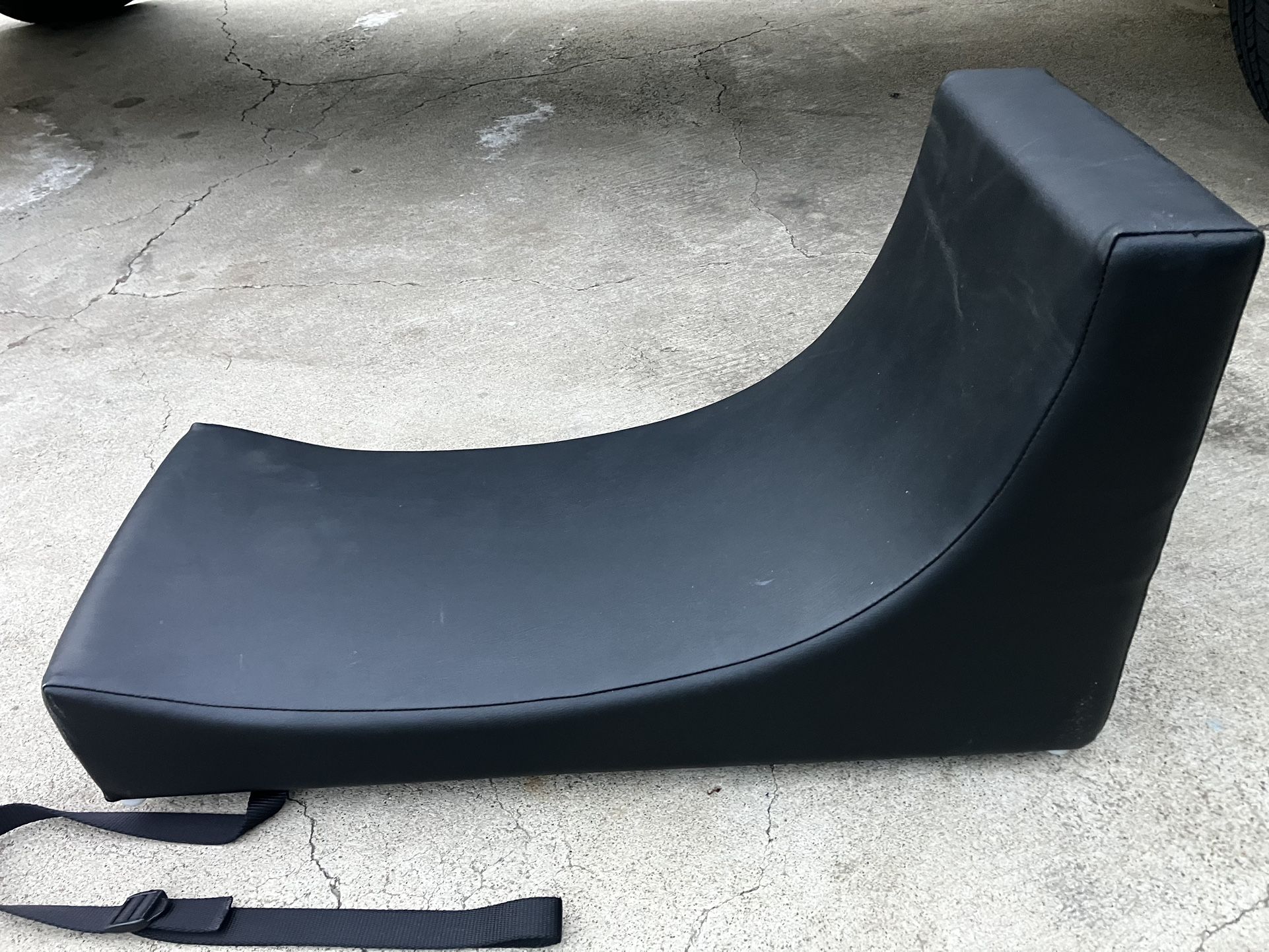 Balanced Body Pilates C-Shaper Spine Supporter Good condition, sold exactly as pictured, Price is firm. Email for pick up. A longtime favorite teach