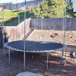 Trampoline 12 Ft