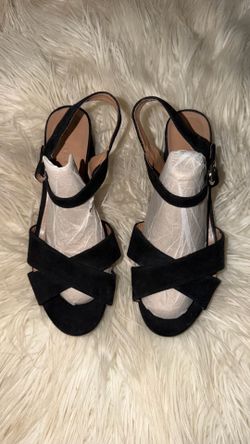Size 12W black heals