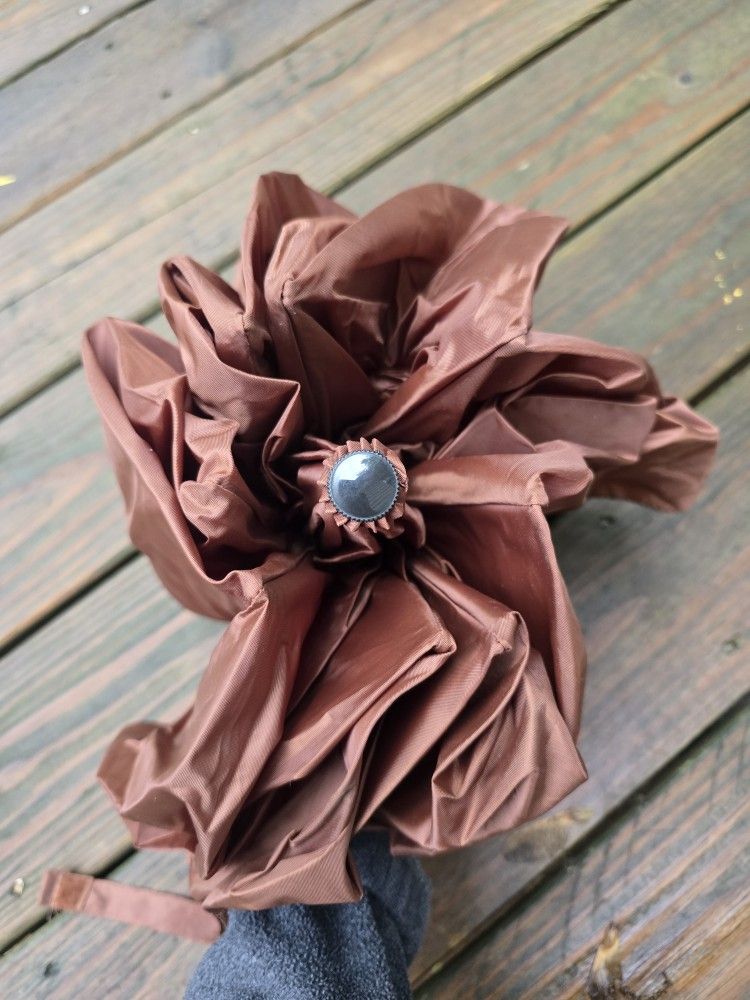 Compact Brown Mini Travel Umbrella – $10