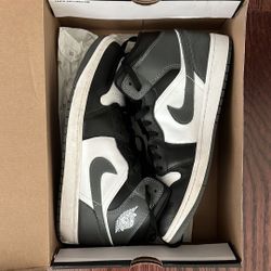Men’s Size 12 USED Nike Air Jordan 1 Mid Black/Iron