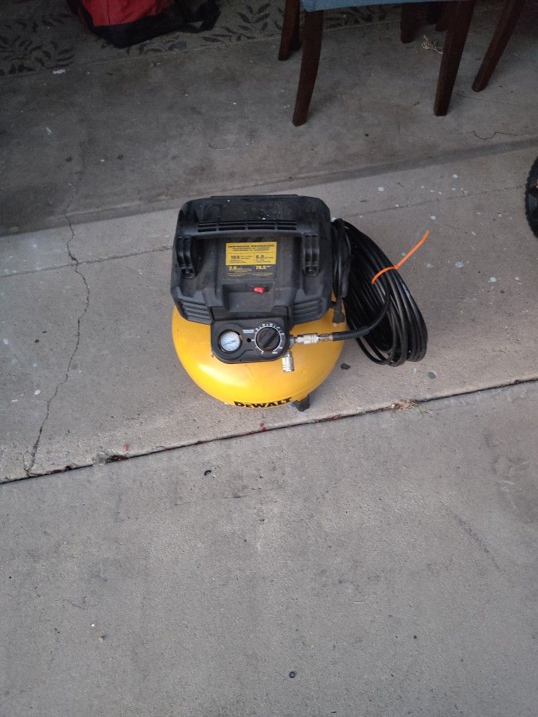 Compressor With Hose