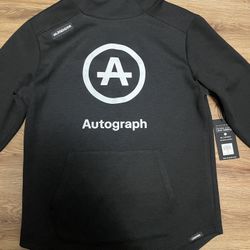 Legends Pullover Performance Hoodie