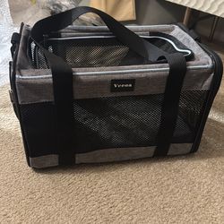 Vceoa Soft-Sided Pet Carrier (Airline Approved)