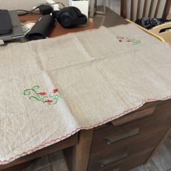 1990 Vintage Slavic Easter European Placemat And 4 Napkins 