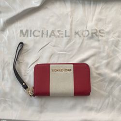 Michael Kors Wristlet