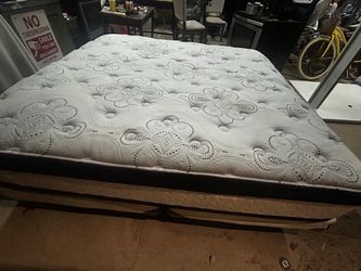 King size bed