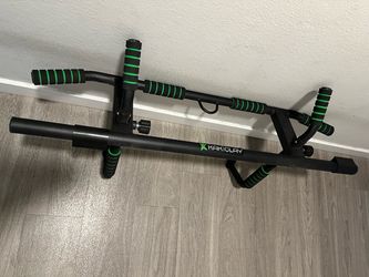 Pull Up Bar