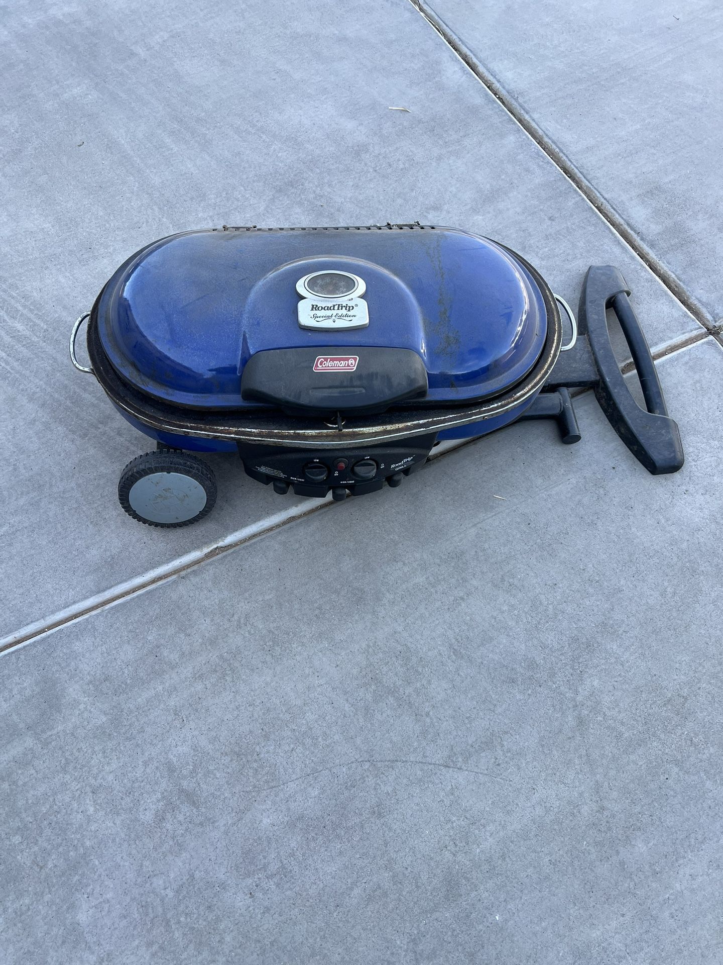 Coleman Road Trip Grill