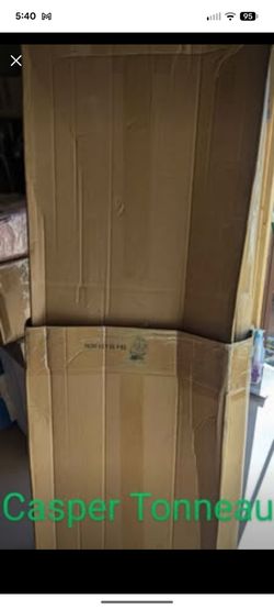 Casper Tonneau tri-fold 67x70 NEW