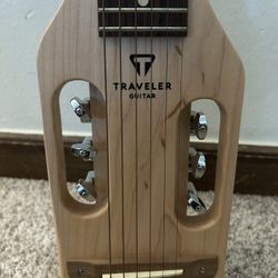 Traveler Travel Guitar 