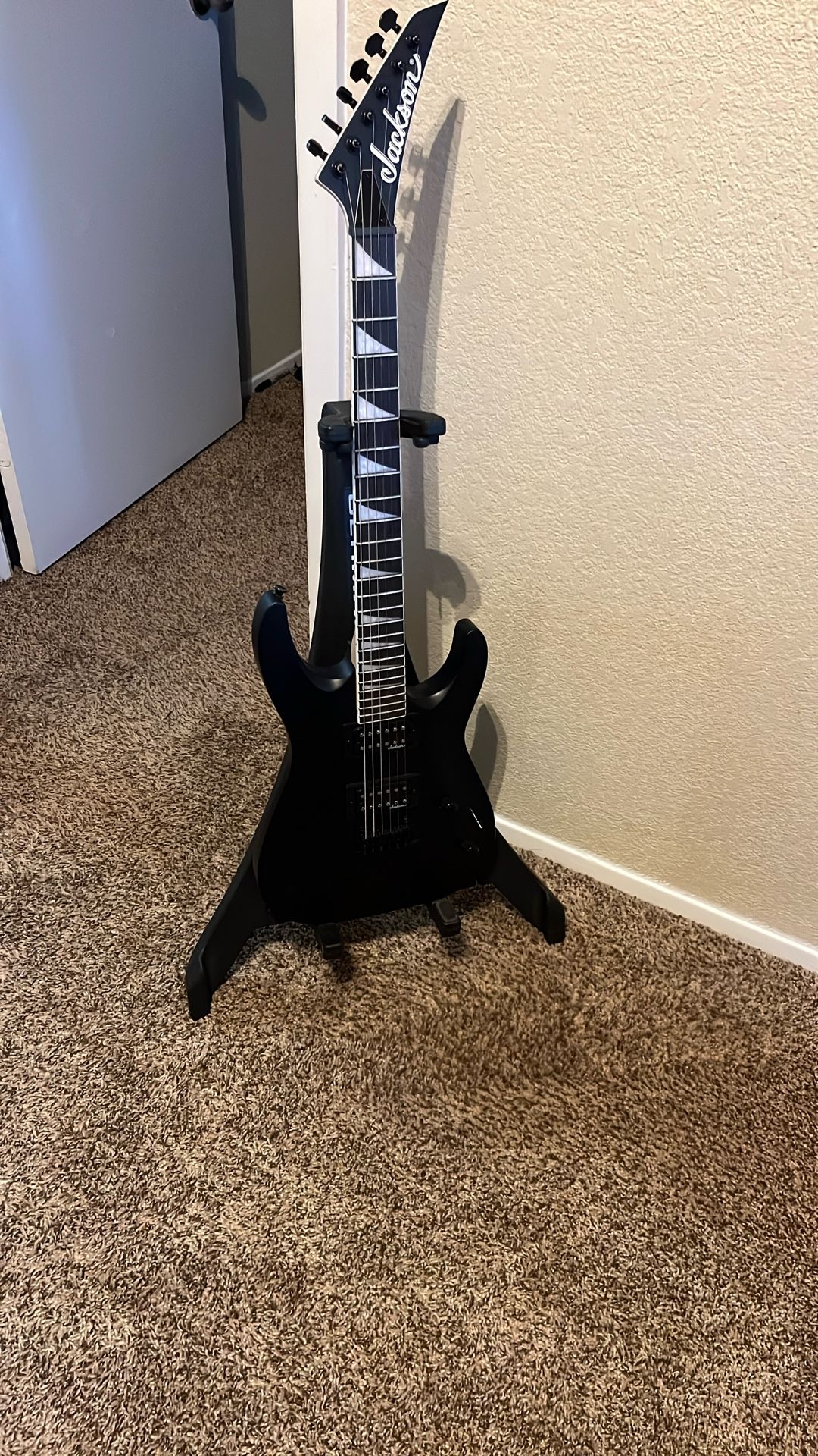 Jackson Dinky JS11 - Satin Black