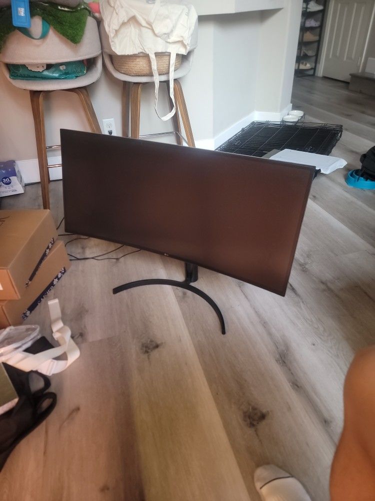 LG 34WL75C Curved UltraWide (3440 X 1440 60Hz)